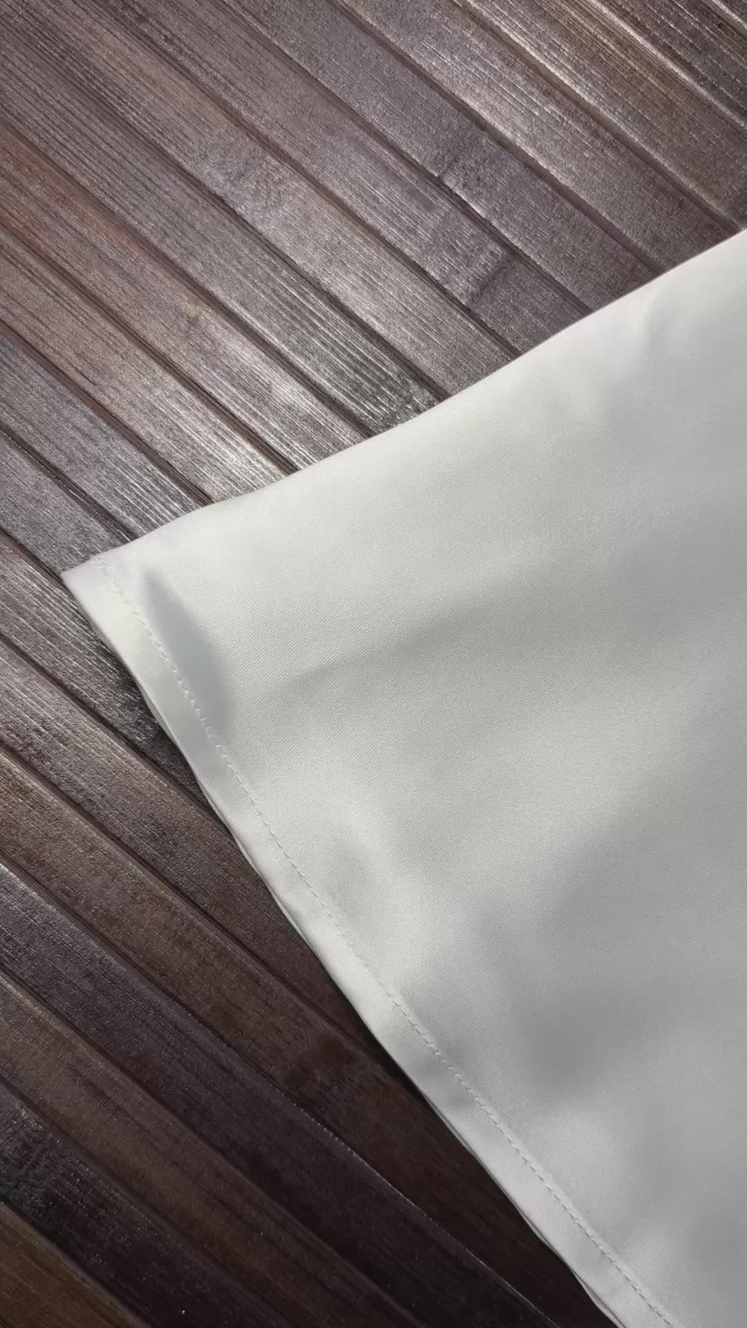 Top BIANCA à nouer en satin blanc